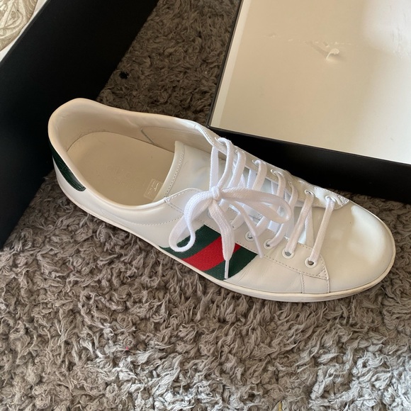 Gucci shoes - Picture 2 of 4
